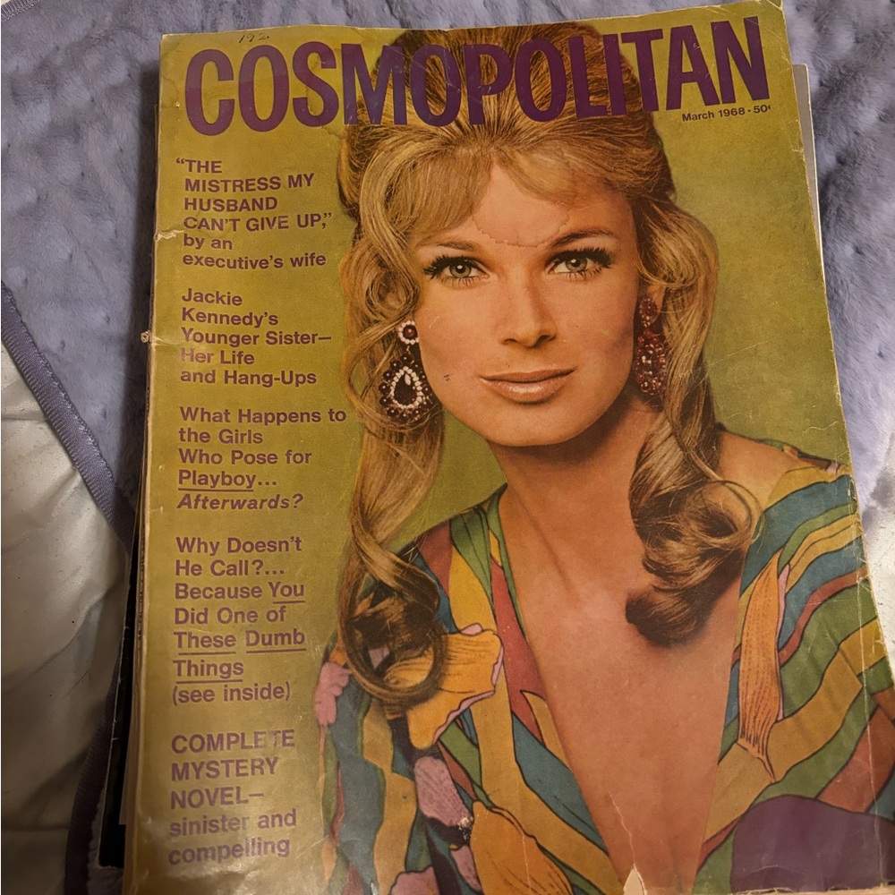 Vintage Cosmopolitan Magazine March 1968